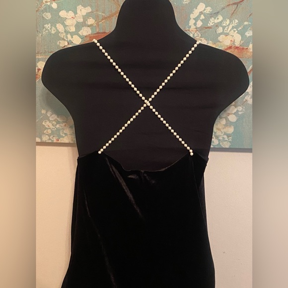 💃🏽➕NWT Sam Edelman Pearl Beaded Strap Velvet Midi Dress. Color: Black. Size 14. - Picture 6 of 10